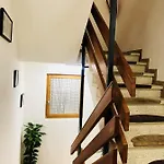 Qi-lin Restaurant מלון *