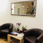 Qi-lin Restaurant מלון Ayer