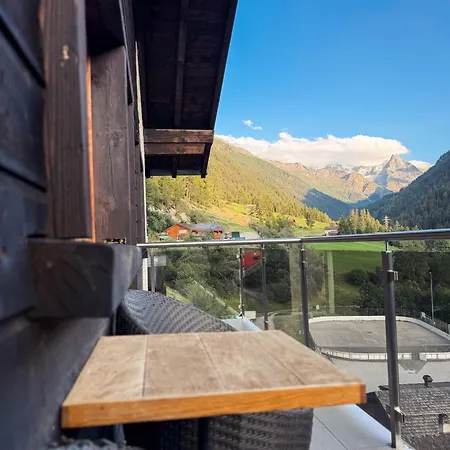 Le Refuge Restaurant Hotel Ayer