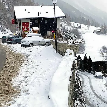 Le Refuge Restaurant Ayer
