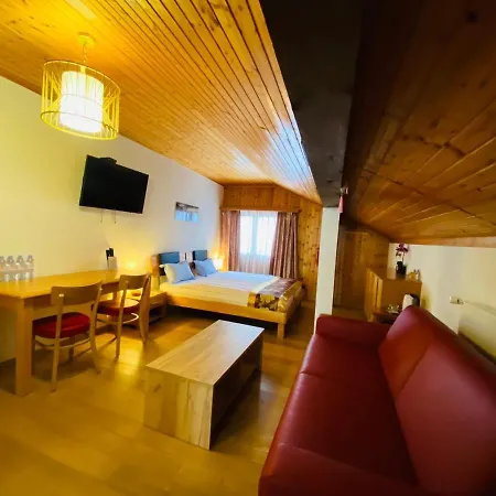 Le Refuge Restaurant