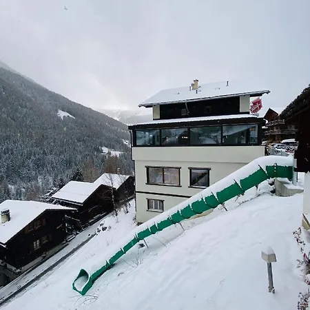 Qi-lin Restaurant * Ayer