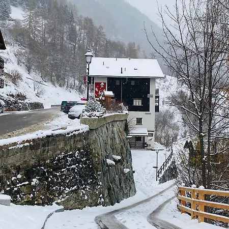 Le Refuge Restaurant Hotel Ayer