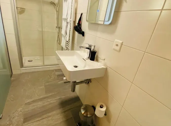 Qi-lin Restaurant * Ayer