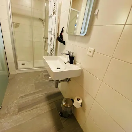 Qi-lin Restaurant * Ayer