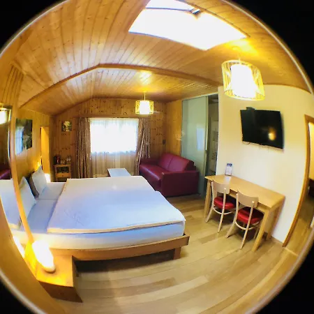 Ξενοδοχείο Qi-lin Restaurant Ayer