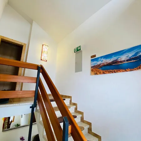 Qi-lin Restaurant Ξενοδοχείο *