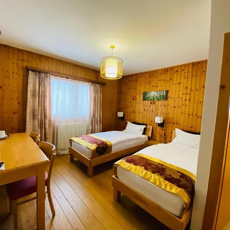 Ξενοδοχείο Qi-lin Restaurant *